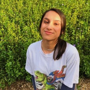 Meet your Posher, Lanae